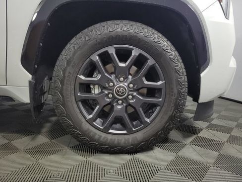 Used 2023 Toyota Sequoia Platinum AWD/4WD image 12