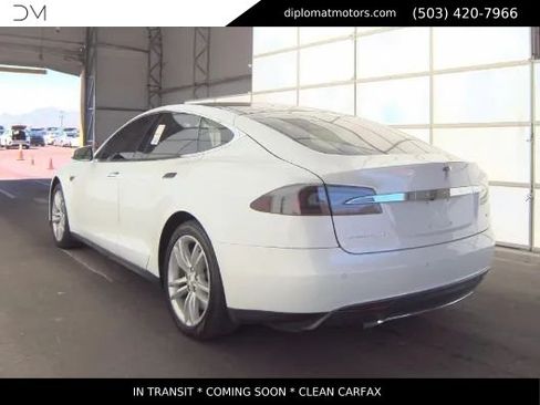 Used 2014 Tesla Model S 85 RWD image 8
