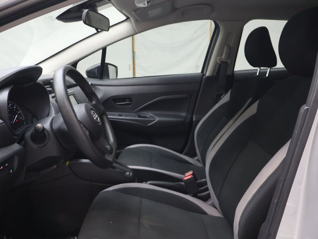 Used 2025 Nissan Versa S FWD image 15