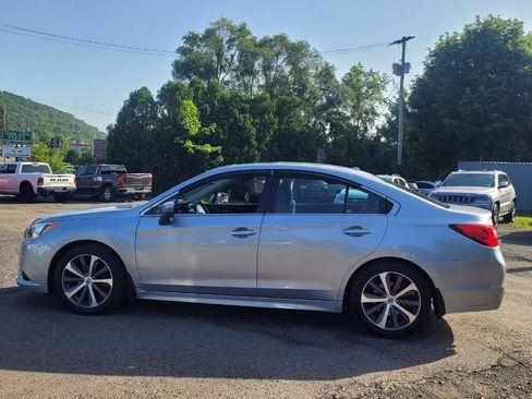 Used 2015 Subaru Legacy 2.5i Limited AWD/4WD image 5