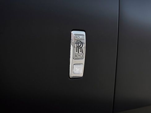 Used 2025 Rolls-Royce Phantom Sedan image 11