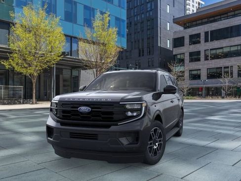 New 2026 Ford Expedition Active RWD image 2
