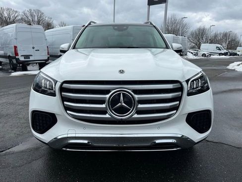 New 2026 Mercedes-Benz GLS 450 4MATIC image 2
