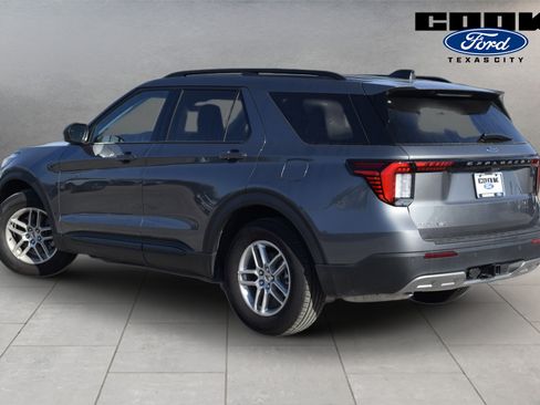 New 2026 Ford Explorer Active w/ Active Comfort Package RWD image 4