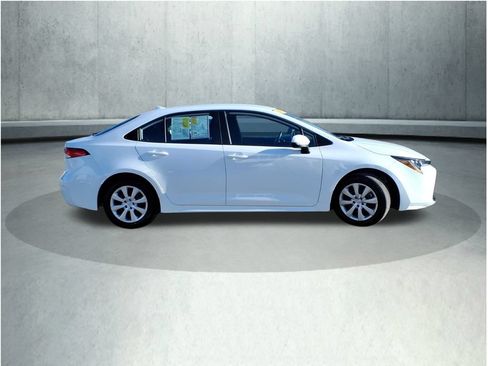 Certified 2025 Toyota Corolla LE FWD image 6