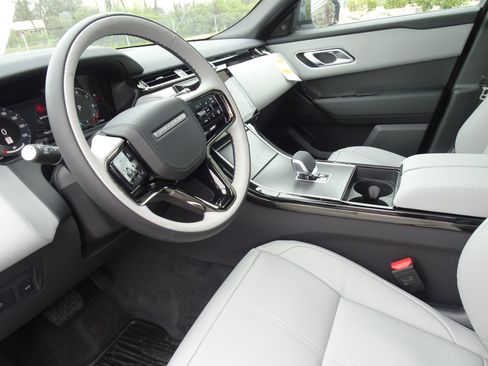 New 2026 Land Rover Range Rover Velar S image 18