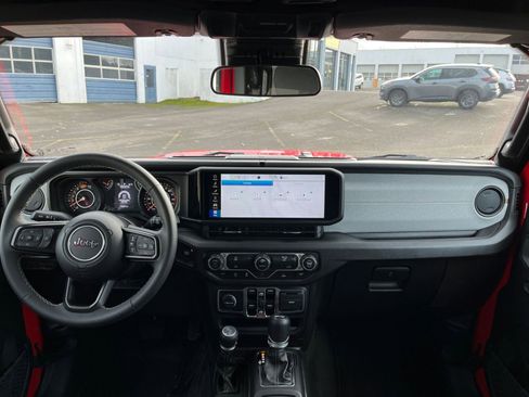 Used 2025 Jeep Wrangler Sport S image 32