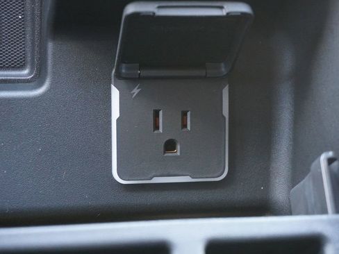 New 2026 Chevrolet Silverado 1500 LTZ w/ LTZ Premium Package image 38