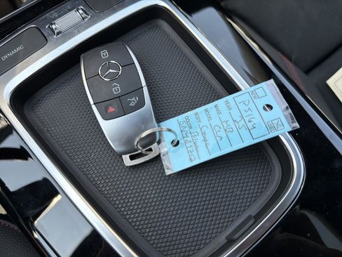 Used 2025 Mercedes-Benz CLA 250 4MATIC image 38