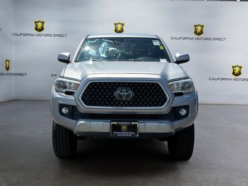 Used 2018 Toyota Tacoma TRD Sport w/ Technology Package RWD image 8
