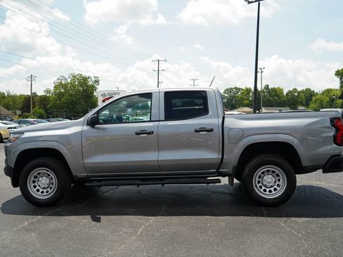Used 2025 Chevrolet Colorado W/T RWD image 25