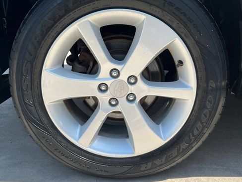 Used 2013 Subaru Outback 2.5i Premium w/ All-Weather Pkg AWD/4WD image 26