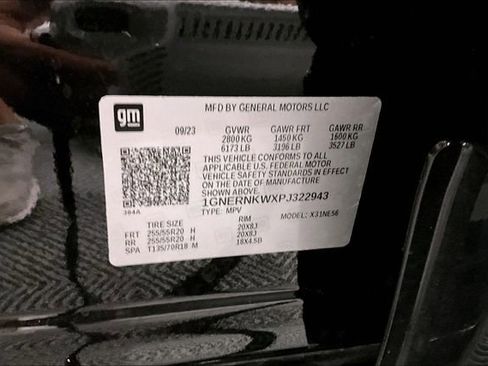 Used 2023 Chevrolet Traverse High Country w/ LPO, Floor Liner Package FWD image 42