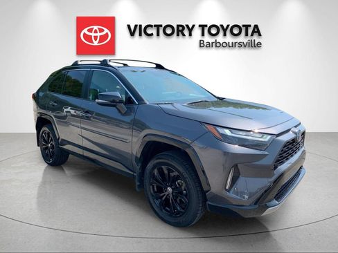 Used 2024 Toyota RAV4 XSE w/ Weather Package AWD/4WD image 5