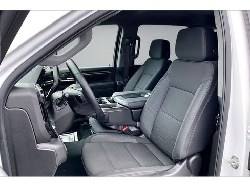 Used 2025 Chevrolet Silverado 2500 LT w/ Convenience Package AWD/4WD image 26