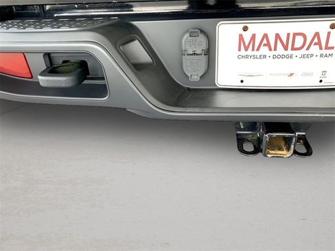 Used 2021 Jeep Gladiator Sport image 21