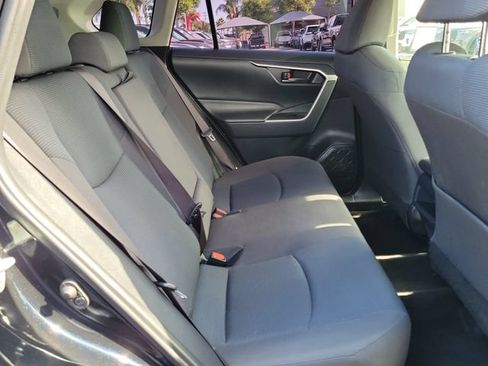 Used 2019 Toyota RAV4 LE w/ Carpet Mat Package FWD image 19