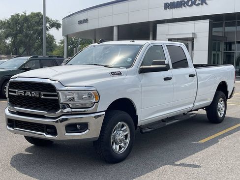 Used 2022 RAM 2500 Tradesman AWD/4WD image 3