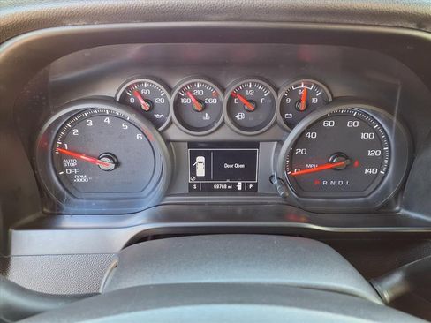 Used 2021 Chevrolet Silverado 1500 Custom w/ LPO, Dark Essentials Package image 10