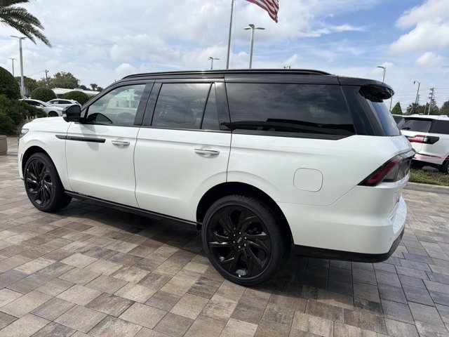 New 2027 Lincoln Navigator Black Label AWD/4WD image 4
