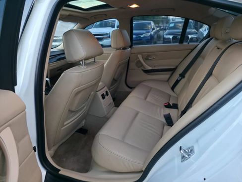 Used 2008 BMW 335i Sedan w/ Premium Pkg image 18