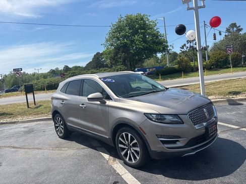 Used 2019 Lincoln MKC Reserve w/ MKC Technology Package image 1