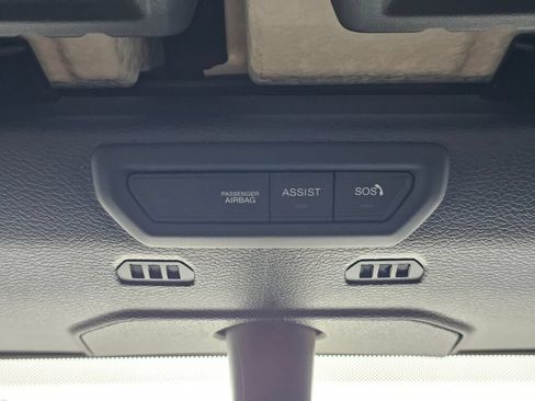 Used 2020 Jeep Wrangler Unlimited Sahara w/ Uconnect 4C Nav & Sound Group AWD/4WD image 32