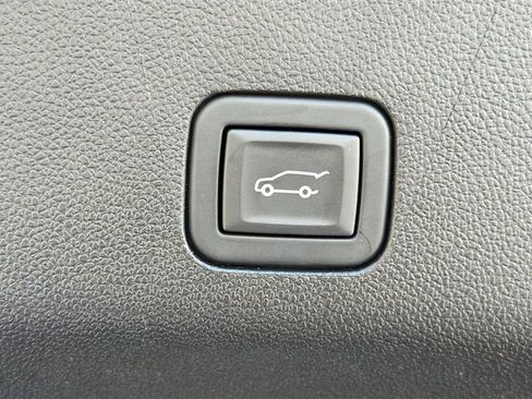 Used 2023 Chevrolet Tahoe RST w/ Sport Performance Package image 14