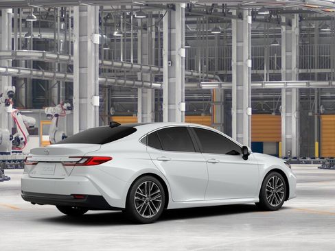 New 2026 Toyota Camry XLE AWD/4WD image 10