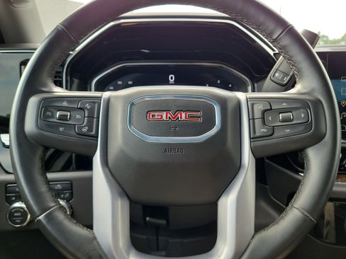 Used 2024 GMC Sierra 1500 Elevation image 14