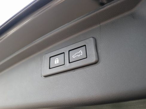 New 2025 Subaru Outback Touring XT image 16