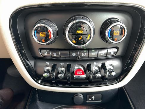 Used 2023 MINI Cooper Clubman S FWD image 10
