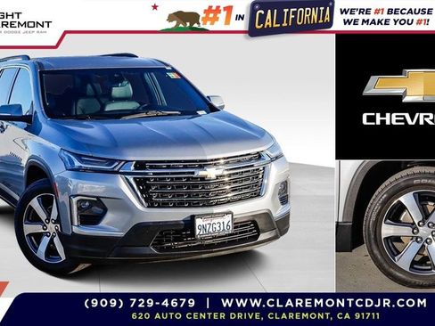 Used 2023 Chevrolet Traverse LT w/ LT Premium Package image 1
