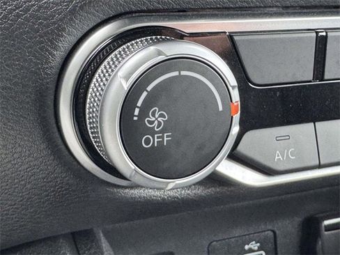 Certified 2024 Nissan Sentra S image 29