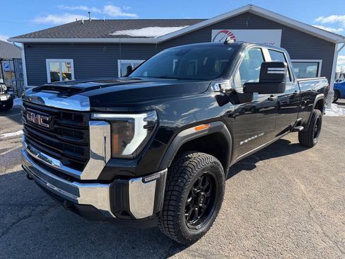 Used 2024 GMC Sierra 2500 Pro w/ Fleet Convenience Package AWD/4WD image 1