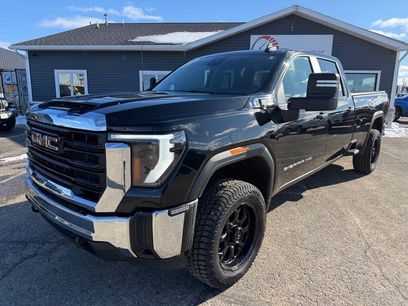 Used 2024 GMC Sierra 2500 Pro w/ Fleet Convenience Package