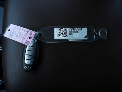 Certified 2023 INFINITI QX80 Premium Select w/ Cargo Package image 27