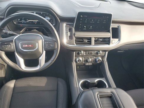 Certified 2024 GMC Yukon XL SLE w/ Gmc Pro Safety Plus Package image 11