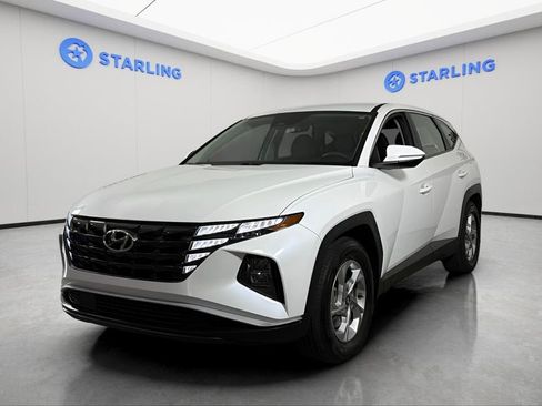 Used 2022 Hyundai Tucson SE image 2