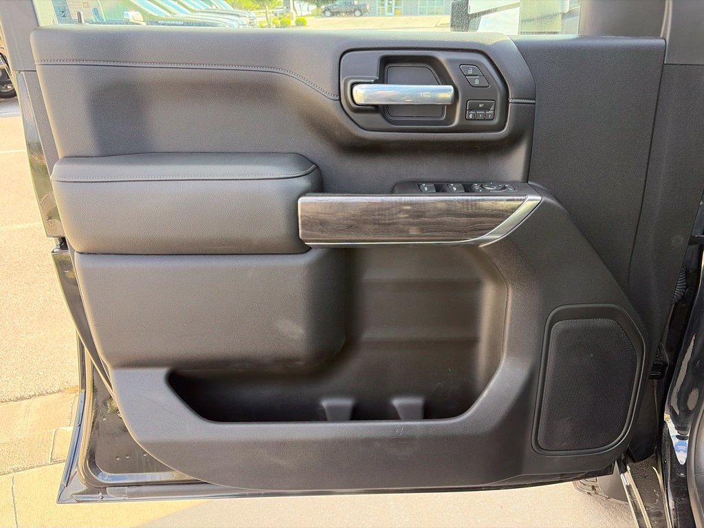 Used 2022 Chevrolet Silverado 2500 LTZ w/ Safety Package AWD/4WD image 43