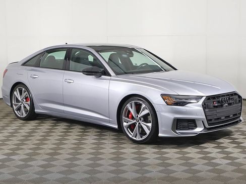 Used 2023 Audi S6 Prestige AWD/4WD image 2
