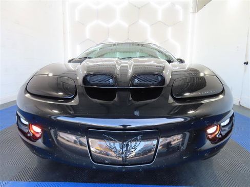 Used 1998 Pontiac Firebird Formula RWD image 3