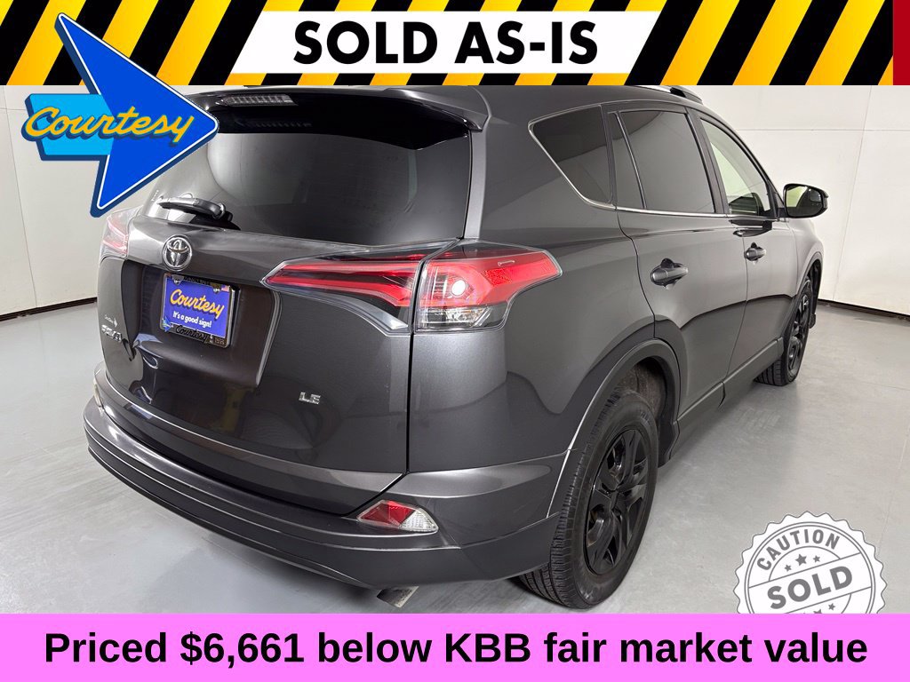 Used 2017 Toyota RAV4 LE w/ Carpet Mat Package FWD image 8