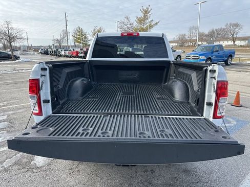 Used 2021 RAM 2500 Big Horn AWD/4WD image 3