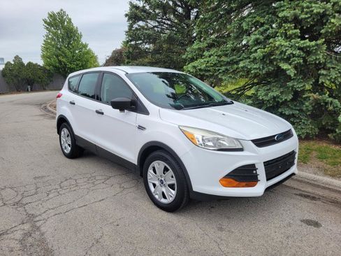 Used 2016 Ford Escape S FWD image 4