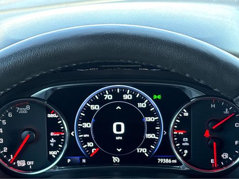 Used 2022 Chevrolet Traverse Premier w/ Redline Edition image 5