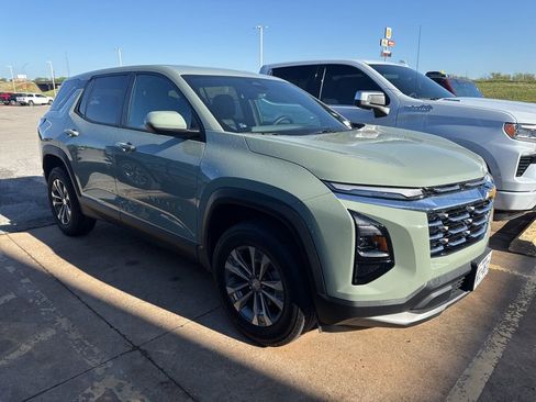 Used 2026 Chevrolet Equinox LT w/ LPO, Floor Liner Package image 2