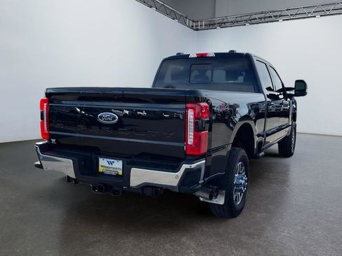Used 2024 Ford F350 Lariat image 5