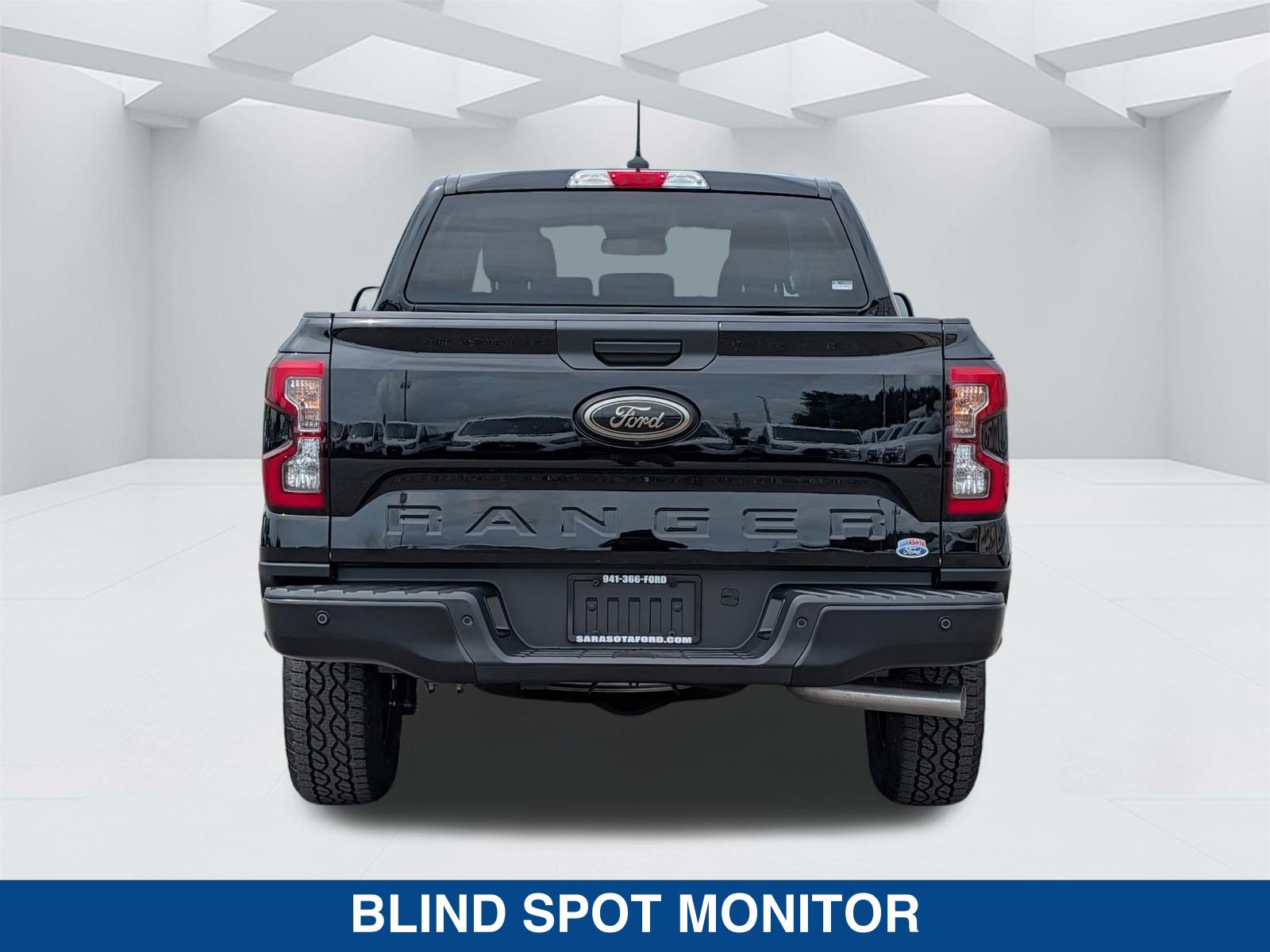 New 2026 Ford Ranger XLT w/ Black Appearance Package RWD image 7