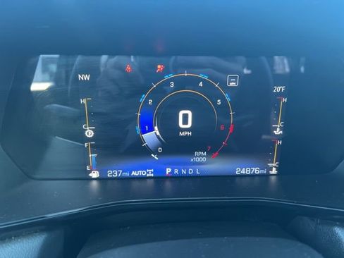 Used 2023 Chevrolet Colorado LT image 9